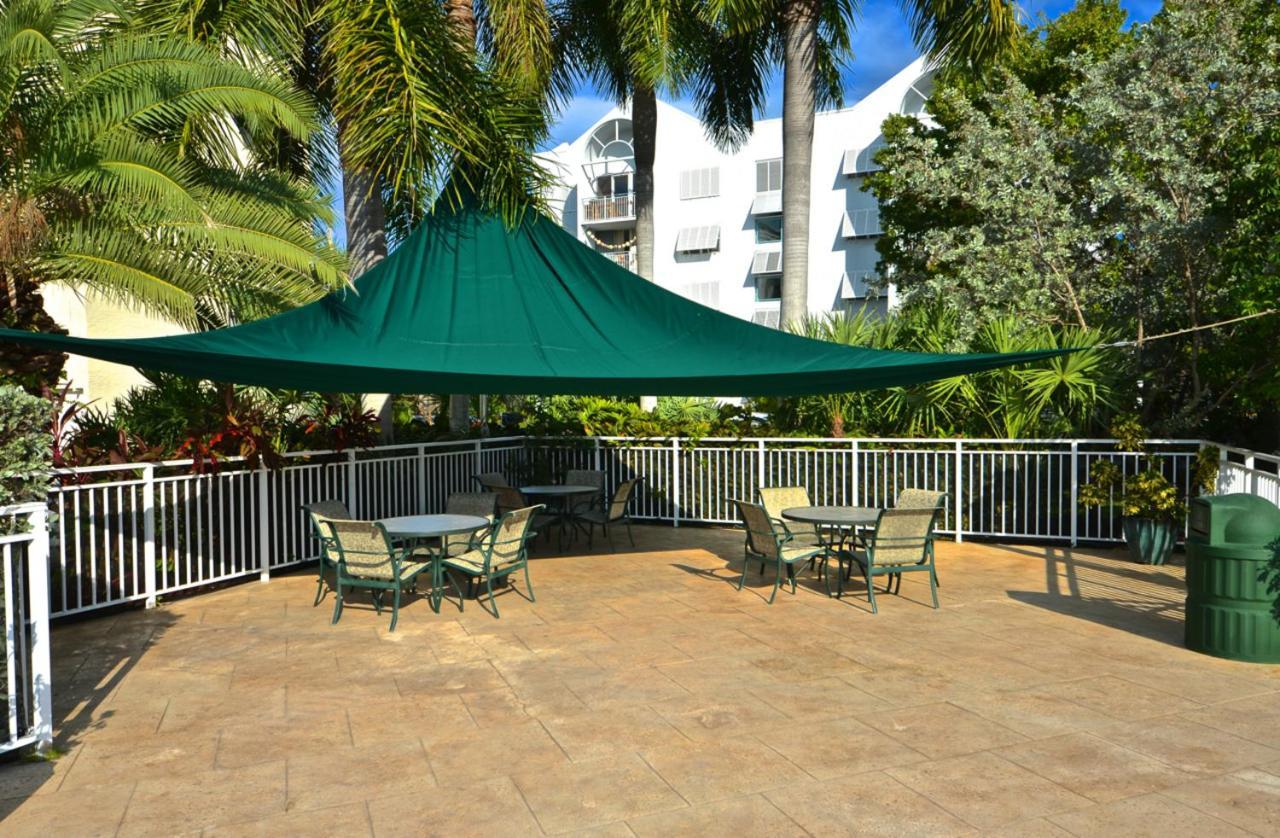 Sunrise Suites Dominican Suite #110 Ки-Уэст Экстерьер фото